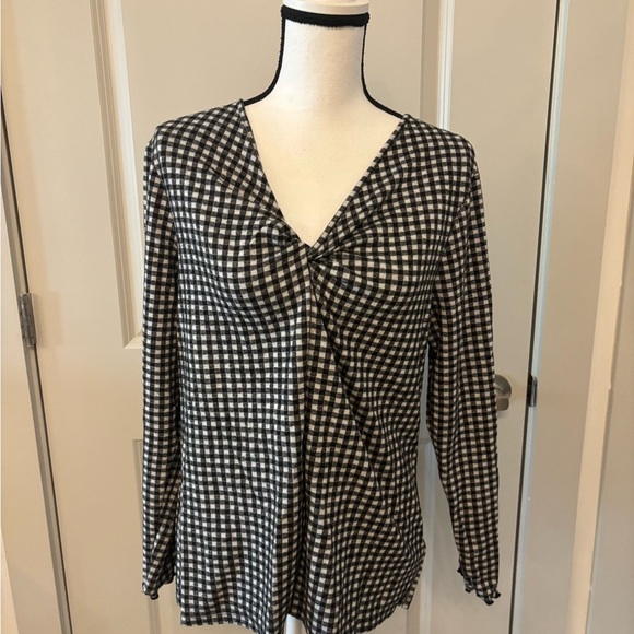 Old Navy gingham black and white soft long sleeve top size L - Picture 2 of 16